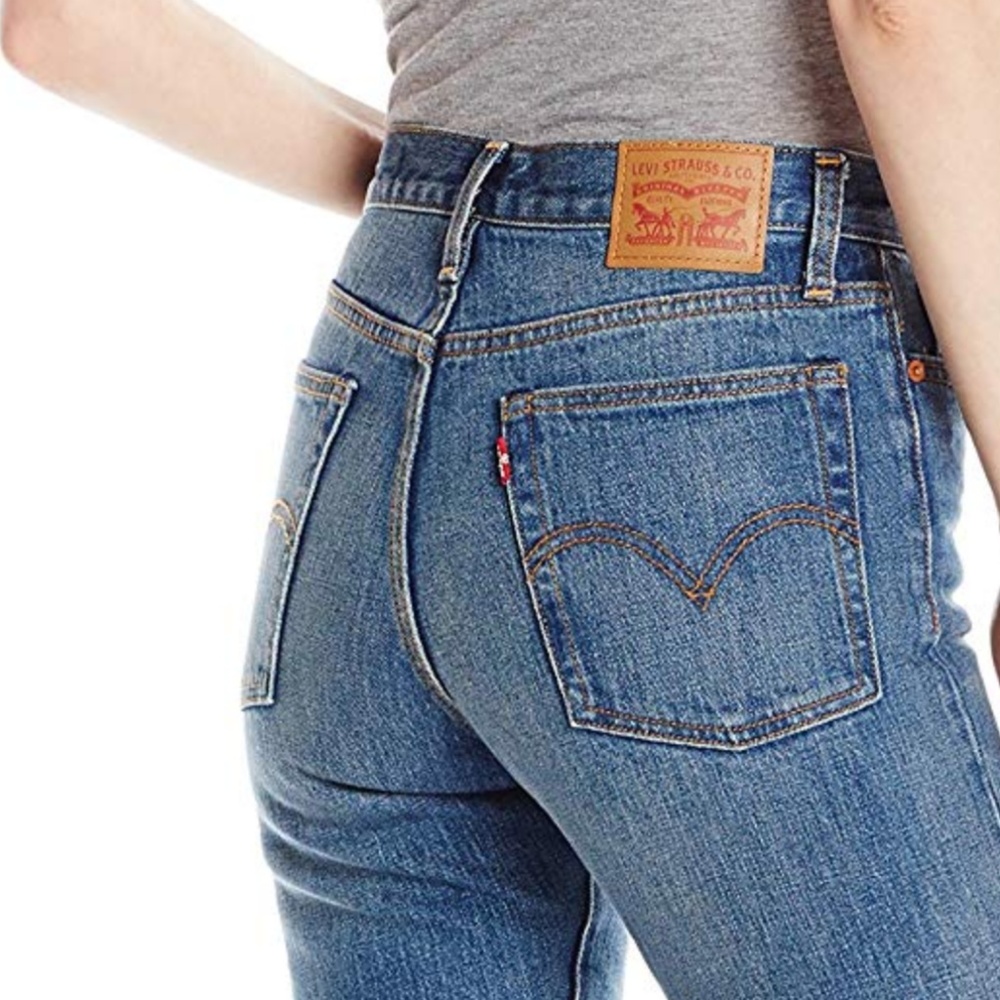 Levi’s Wedgie Icon Jeans — NEW, tags removed